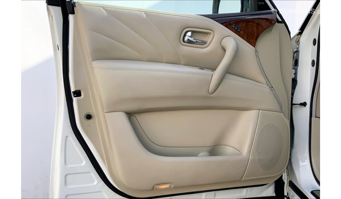 Infiniti QX80 Luxury (8 seater)