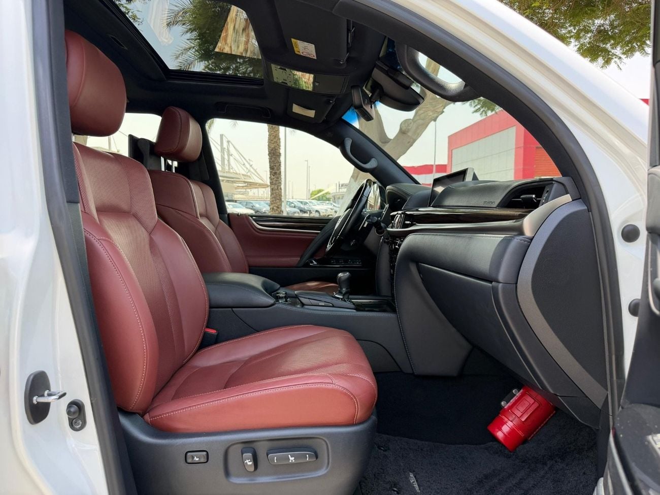 Lexus LX570 PLATINUM