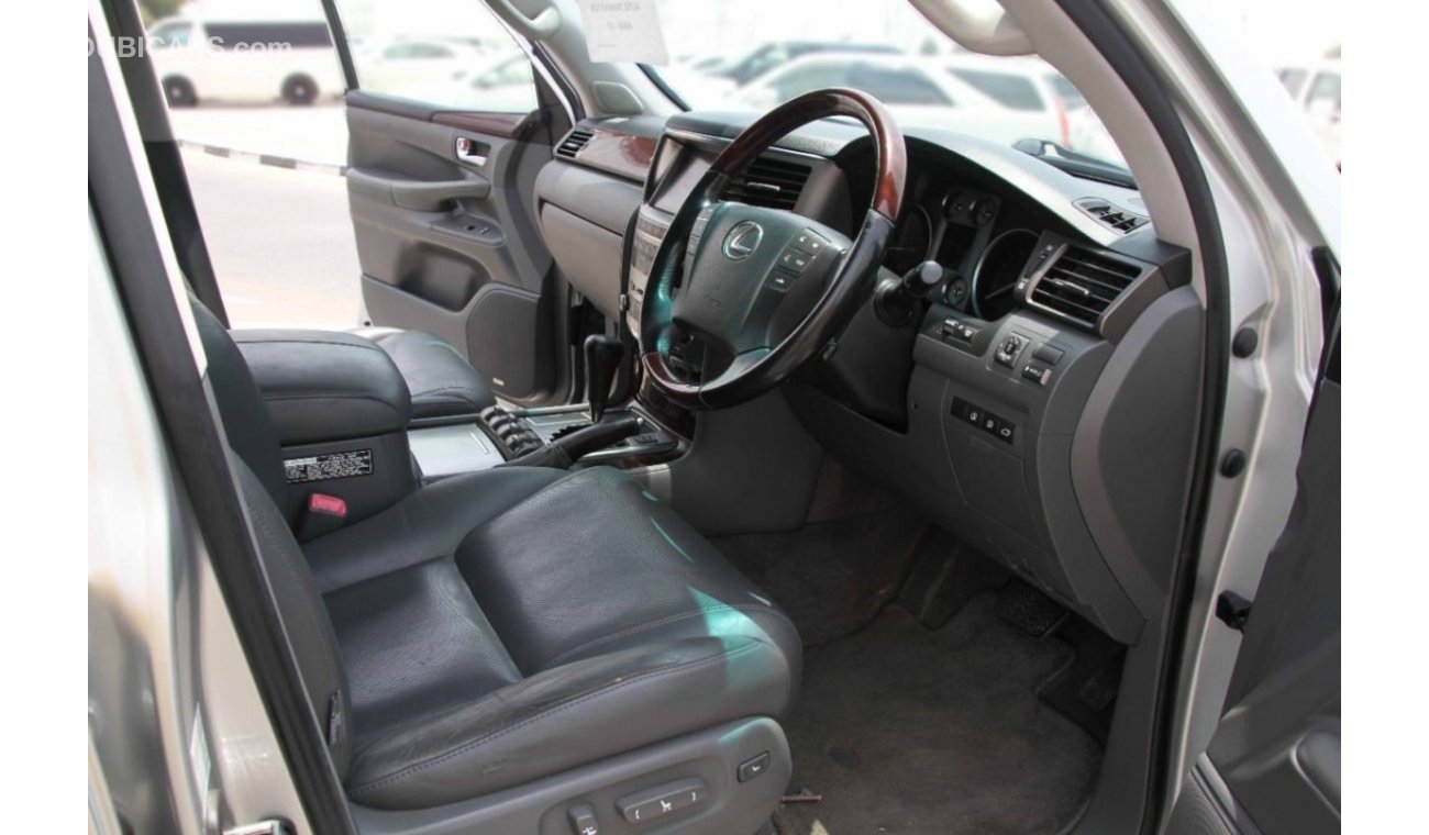 Lexus LX 570