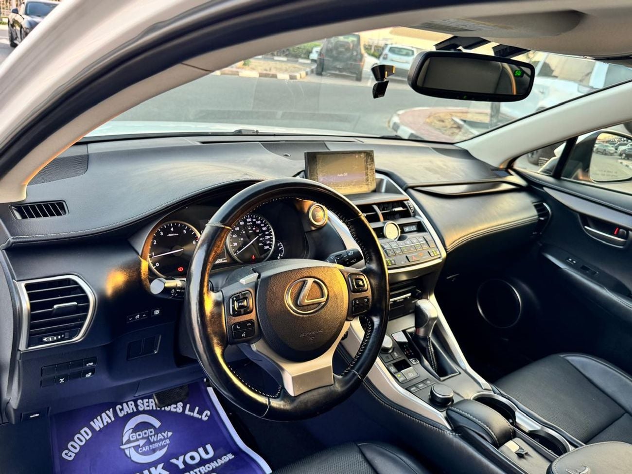 لكزس NX200t PREMIER