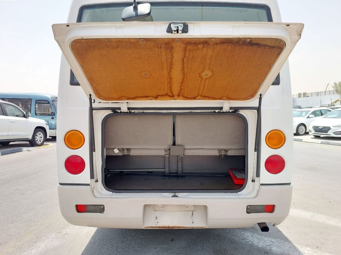 ميتسوبيشي روزا MITSUBISHI ROSA BUS RHD 2005 MODEL 4.8 L DIESEL MANUAL(PM00037)