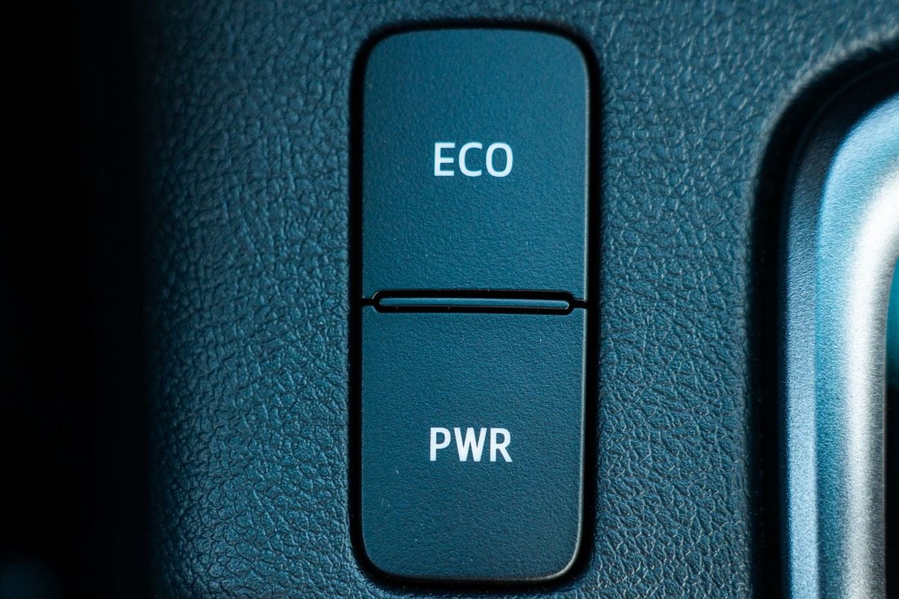 تويوتا هيلوكس Toyota Hilux GR Sport 4.0L V6 2026  4WD Automatic