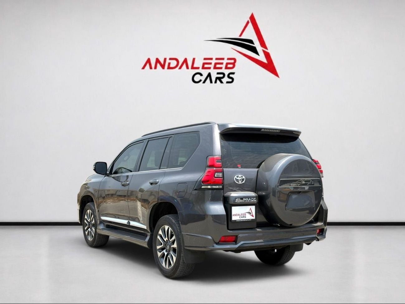 Toyota Prado VXR AED 3,020 P.M | 0% DOWN PAYMENT | TOYOTA PRADO VXR | 4.0L V6 4WD | AGENCY WARRANTY TILL 2028 | 2023
