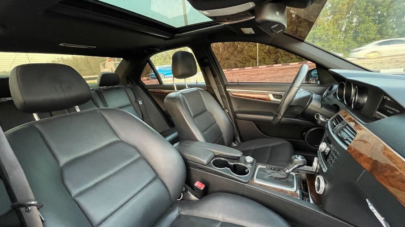 مرسيدس بنز C 250 Std 1.8L Full option
