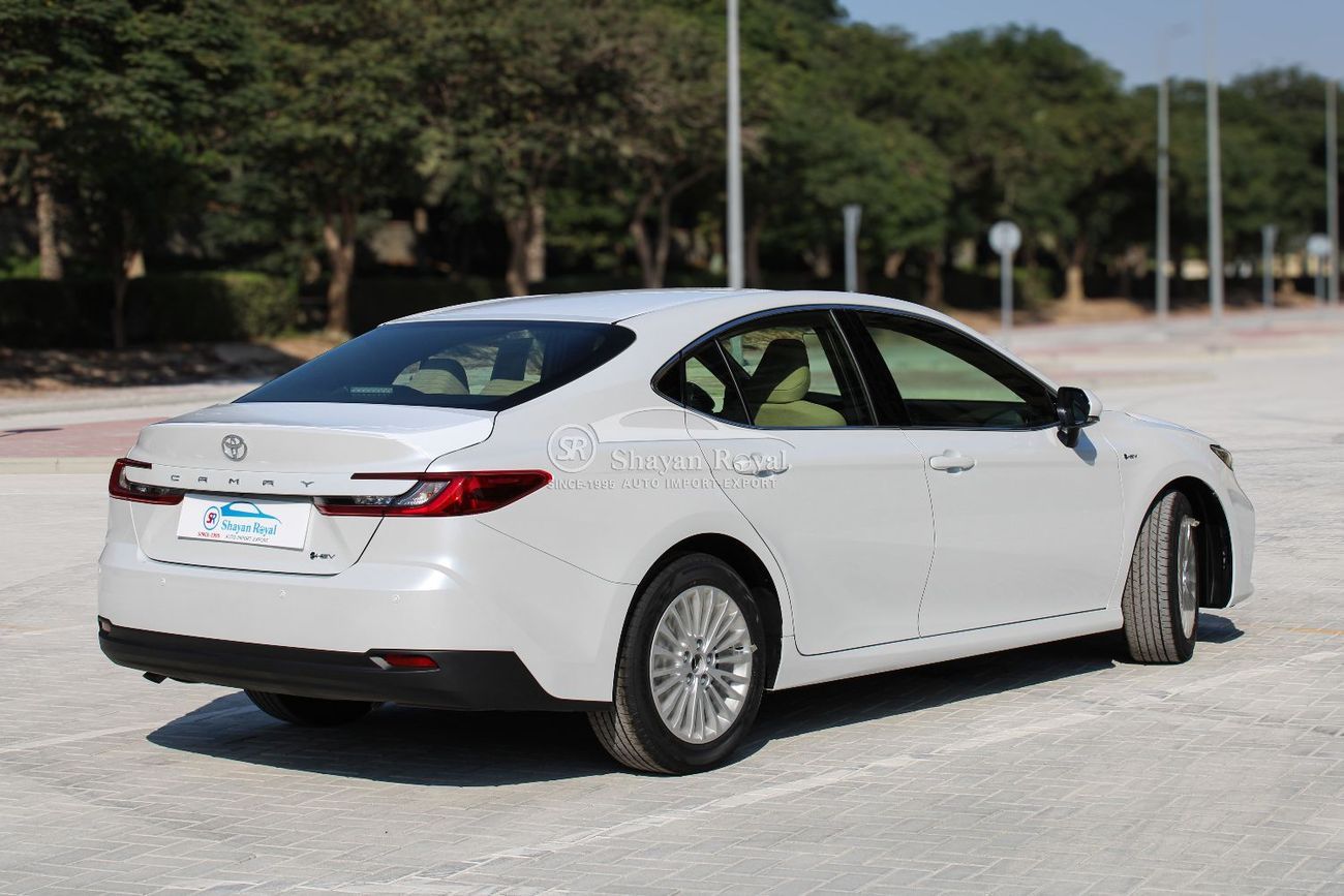 Toyota Camry LHD 2.5L HYBRID LE-G FWD AT 2025MY