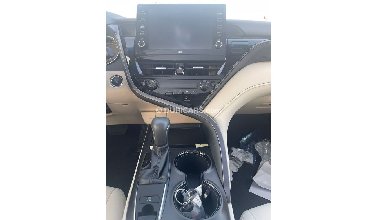Toyota Camry 2022 CAMRY 2.5L GLEX (FULL OPTION)GCC