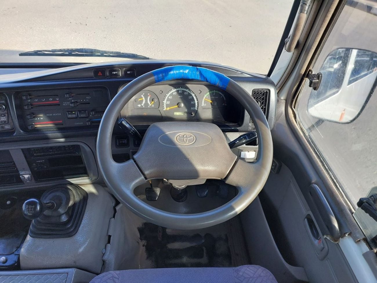 تويوتا كوستر TOYOTA COASTER BUS RHD 2010 MODEL 4.0 L DIESEL MANUAL(PM00184)