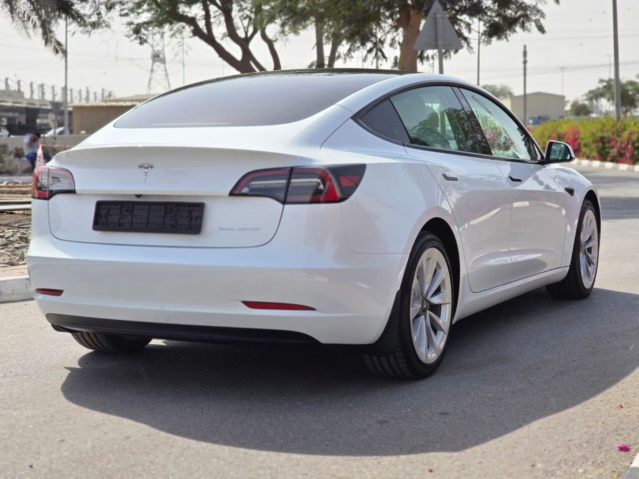 Tesla Model 3 Long Range (AWD) 2023 GCC WITH 8 YEARS TESLA AGENCY WARRANTY IN MINT CONDITION