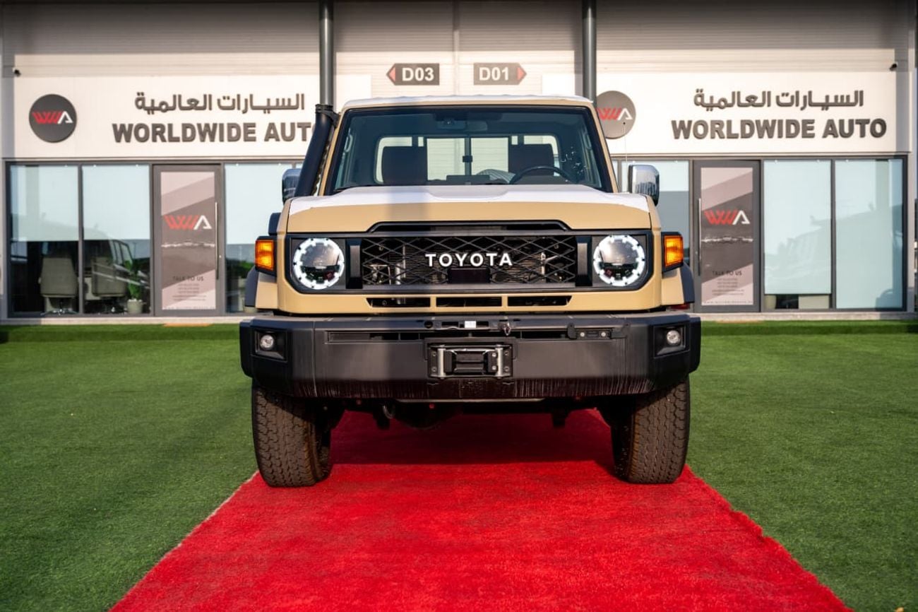 تويوتا لاند كروزر بيك آب Toyota LC79 2.8L T Diesel Automatic Z1 Full Option 2025