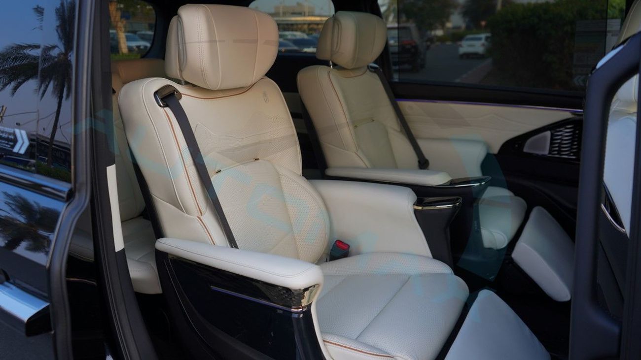 جي إي سي M8 M8 GX i4 2.0T FWD 2026 GCC 0KM With 5 Years Or 150,000Km Warranty @Official Dealer