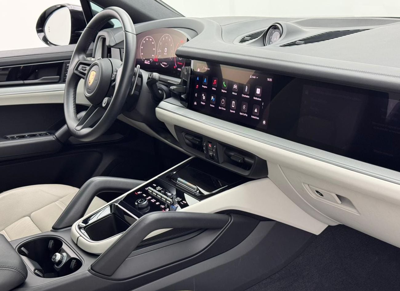 Porsche Cayenne Base Coupe 2024 Porsche Cayenne Coupe, Porsche Warranty, Porsche Service History, GCC