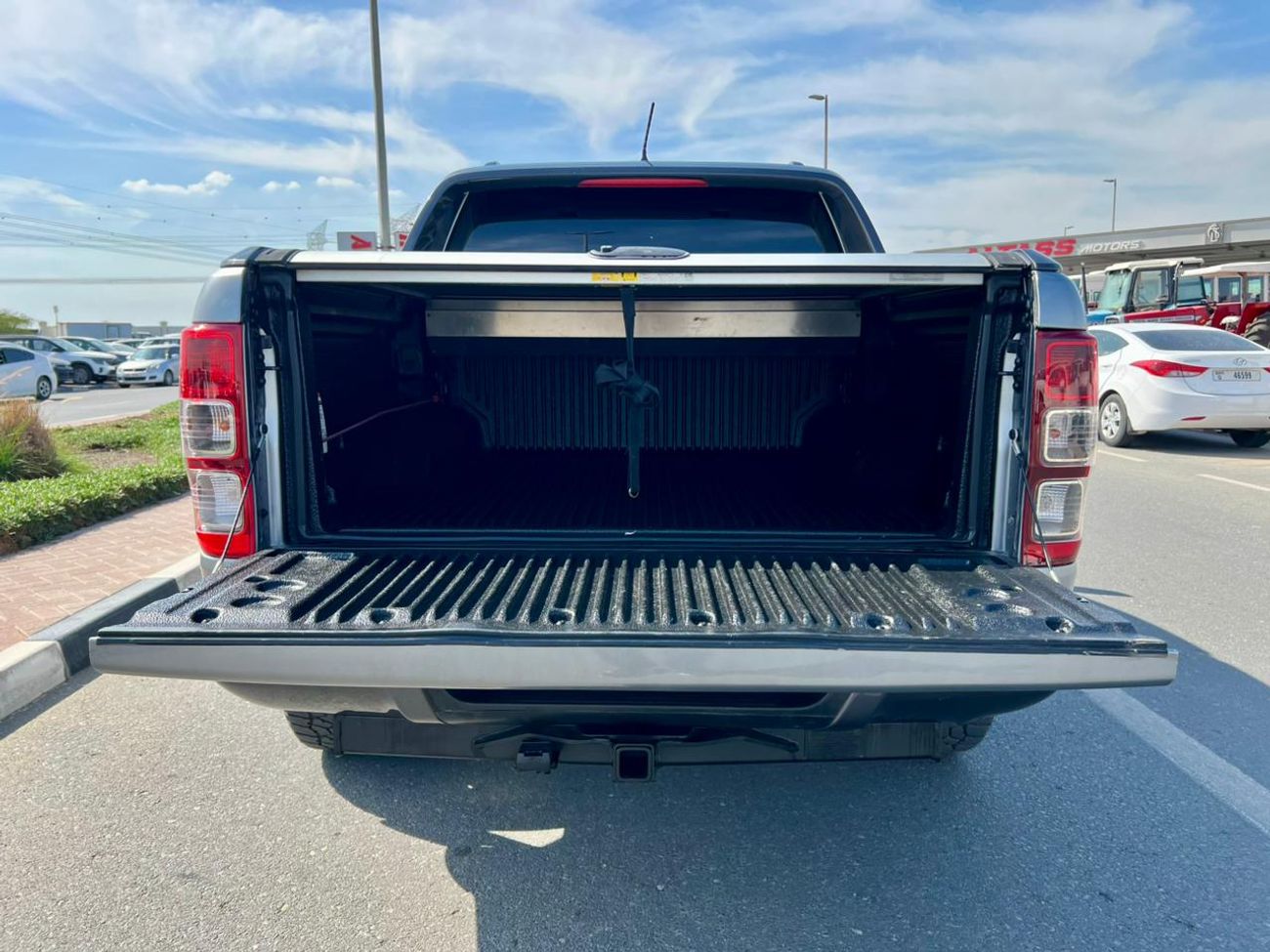 Ford Ranger The Ford Ranger is a versatile mid-size pickup truck designed for both work and daily use, featuring