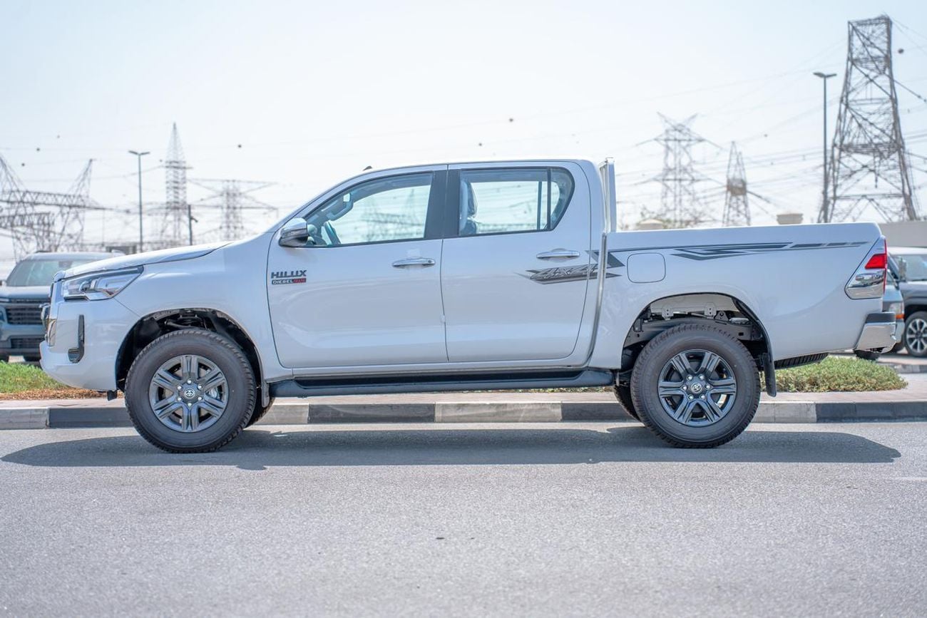 تويوتا هيلوكس Toyota Hilux SRS 2025 4WD Double cab 2.4L Diesel Transmission