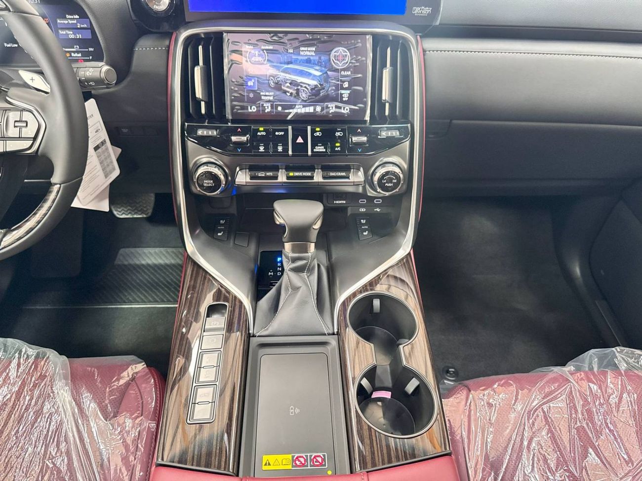 Lexus LX 500 ECTALM002 – 2025 Lexus LX500d Urban - 3.3L Diesel Auto – Black with Red Interior