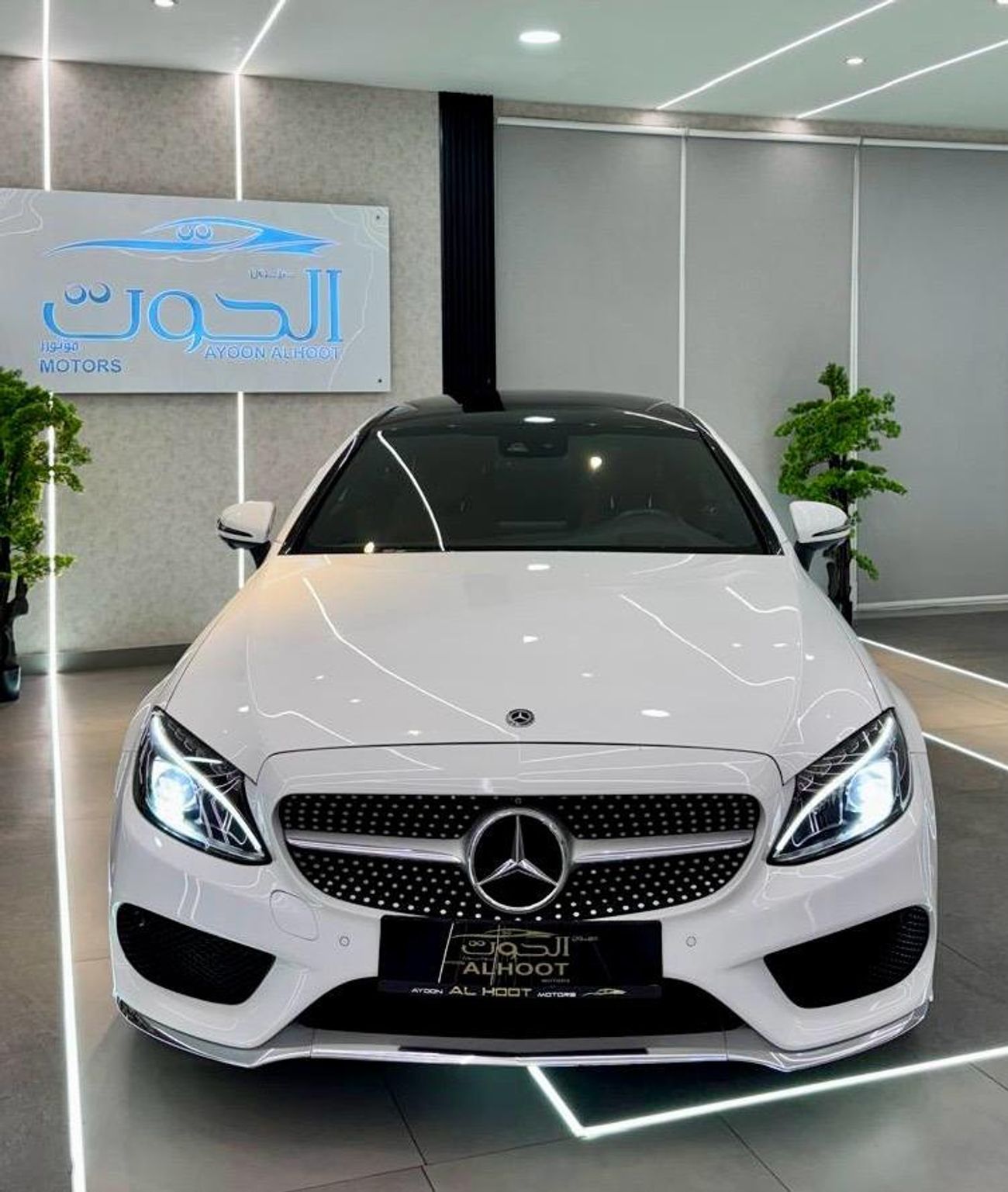 Mercedes-Benz C 200 LOVELY MERCEDES C200 COUPE || FULL OPTION || GCC || ACCIDENTS FREE