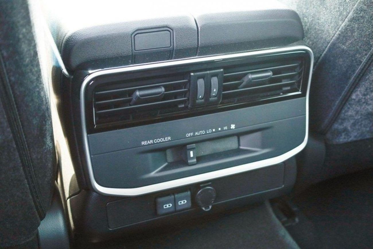 Toyota Land Cruiser GXR2 3.3L