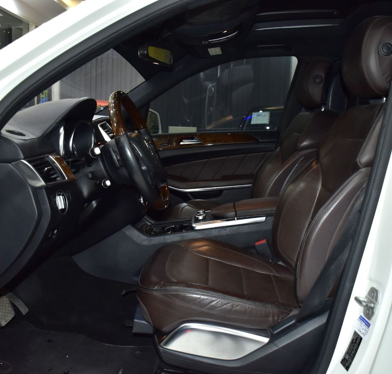 Mercedes-Benz GL 500 EXCELLENT DEAL for our Mercedes Benz GL500 4Matic ( 2013 Model ) in White Color GCC Specs