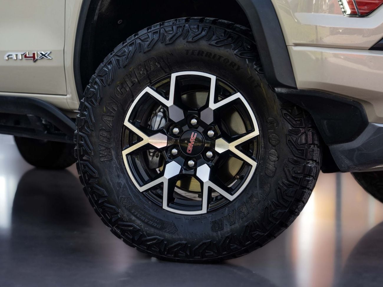GMC Canyon AT4X
