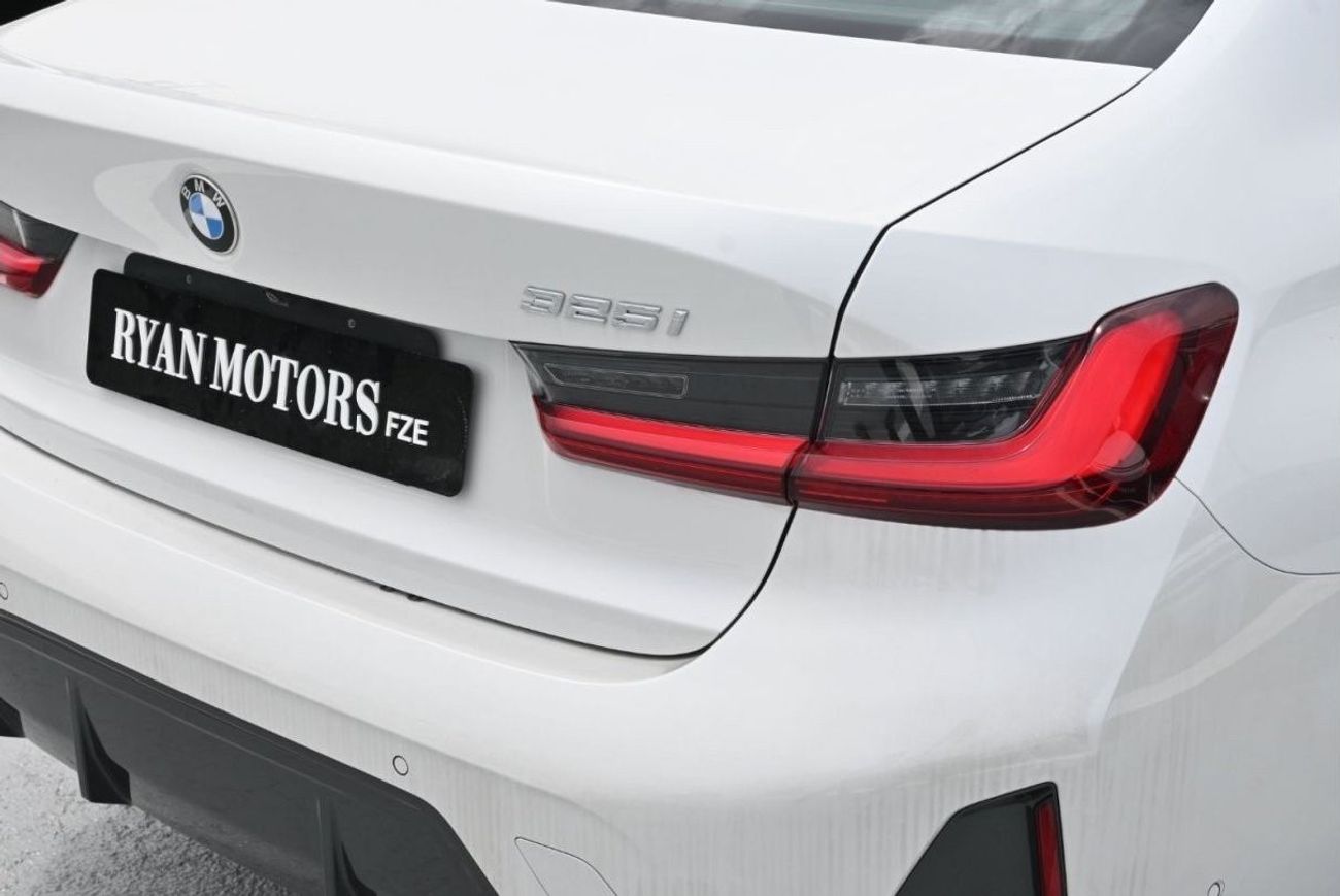 بي أم دبليو 325 BMW 325i M Sport Kit 2.0L Turbo Petrol Model 2024 Color White