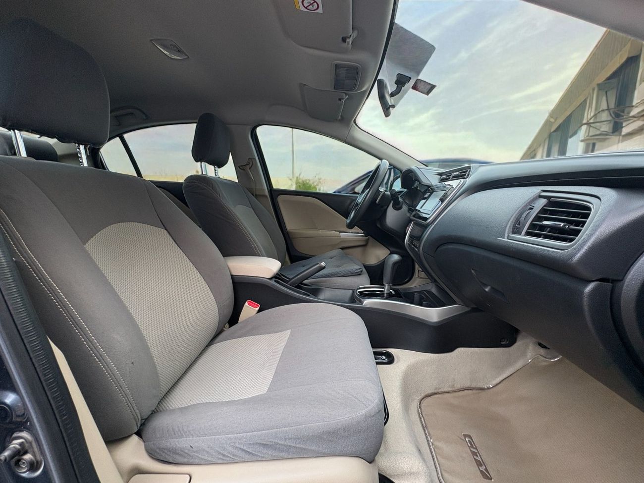 هوندا سيتي EX 1.5L (118 HP) | 2018 | GCC SPECS | AED 910 per month