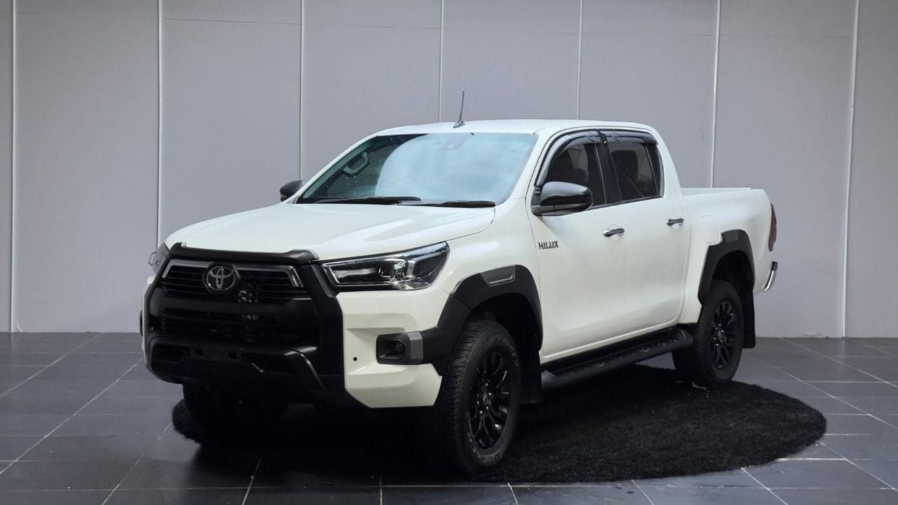 Toyota Hilux SGLX Toyota hilux 2021 RHD 2.8 diesel full options SR5