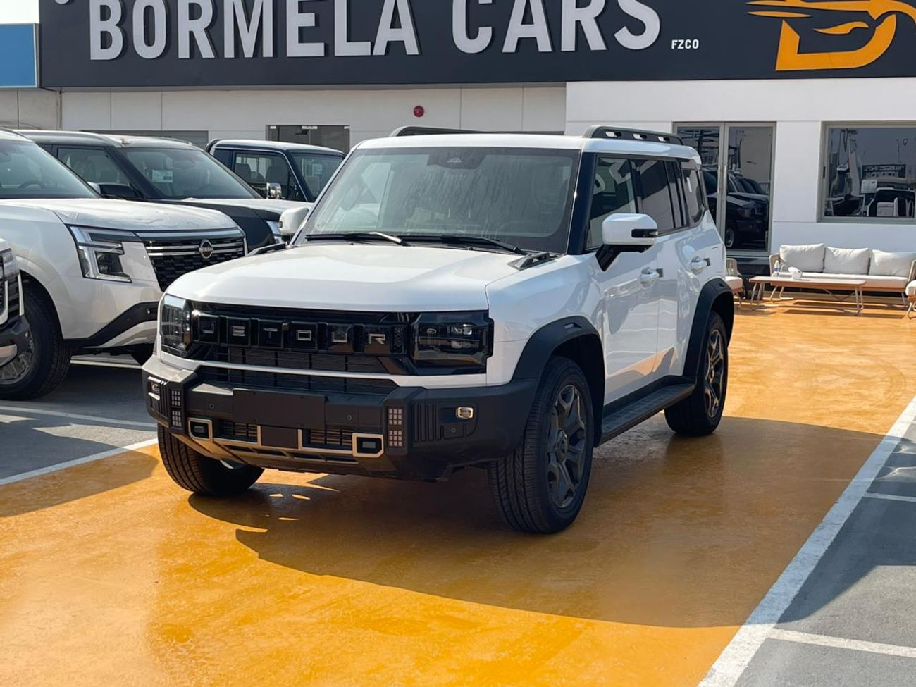 Jetour T2 Luxury Jetour T2 travel+ 2.0L PETROL 7SPEEDS FULL OPTION/ MIDDLE EAST SPECS