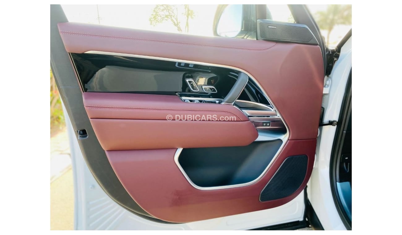 Land Rover Range Rover BRAND NEW LONG WHEEL BASE GCC SPEC UNDER WARRANTY AND SERVICE