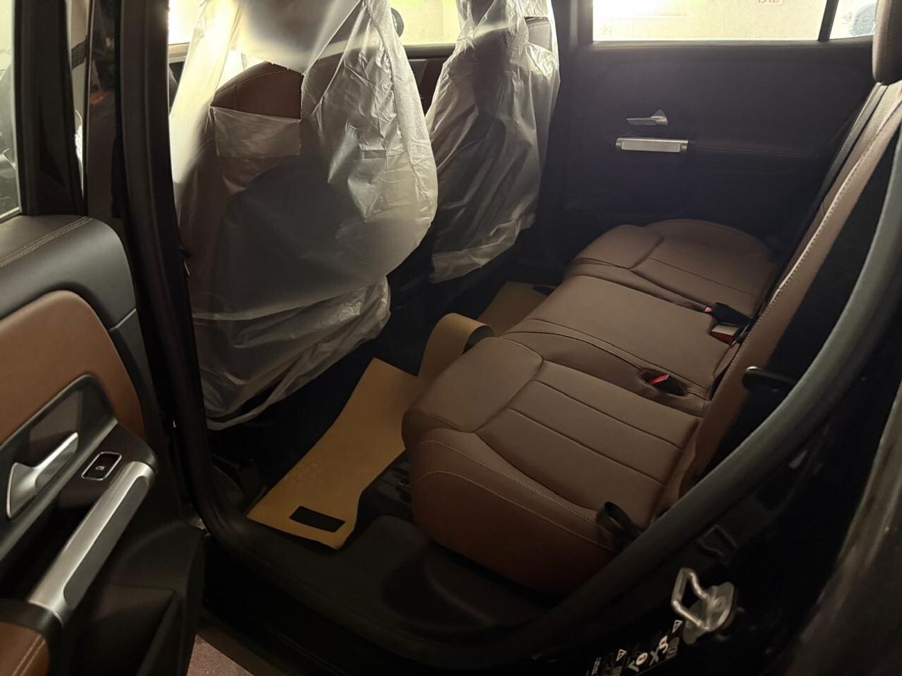 مرسيدس بنز GLB 200 7 Seater