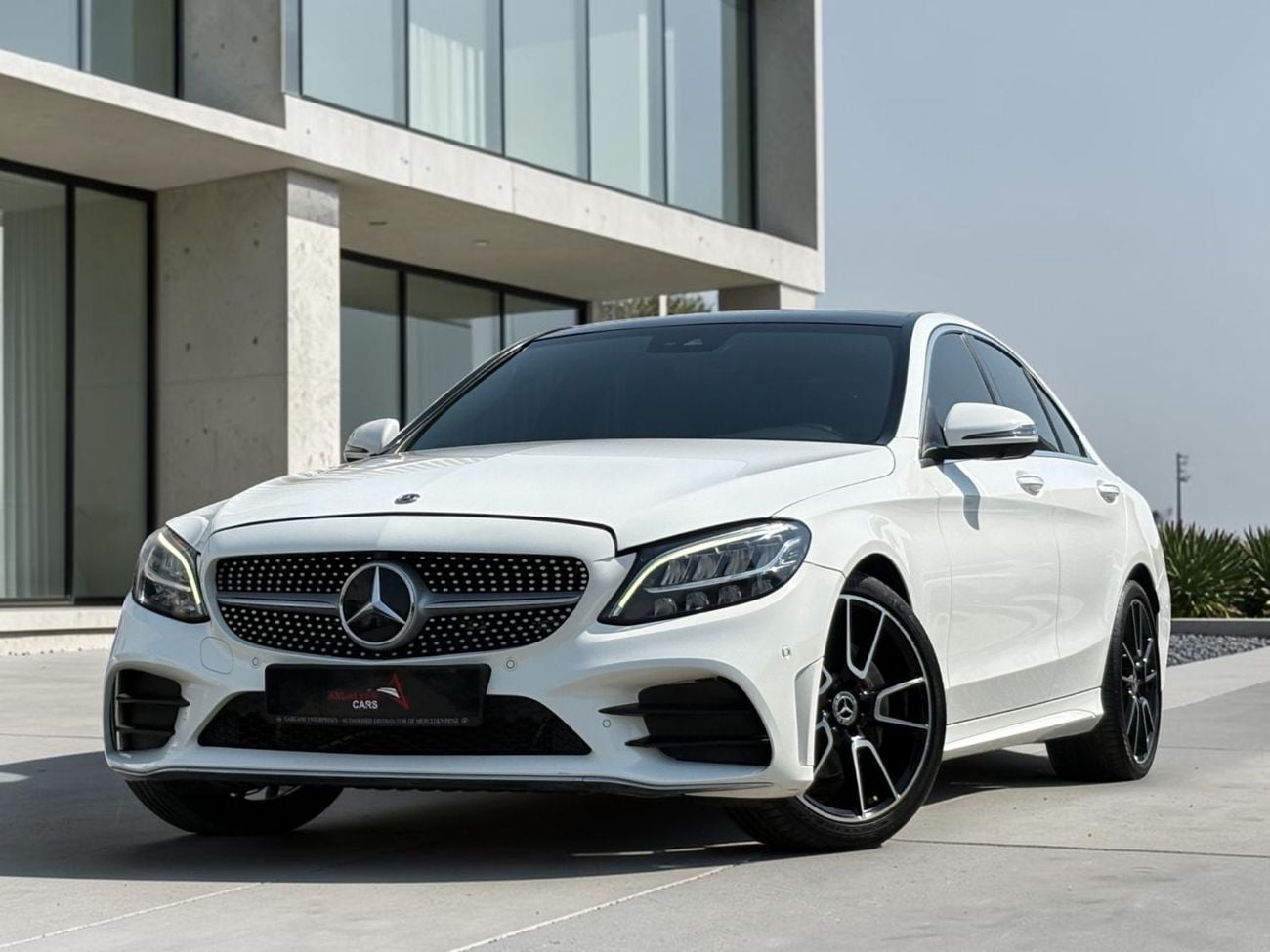 Mercedes-Benz C 200 AED 1,360 P.M | 0% DOWN PAYMENT | MERCEDES-BENZ C200 | 2020 | GCC SPECS