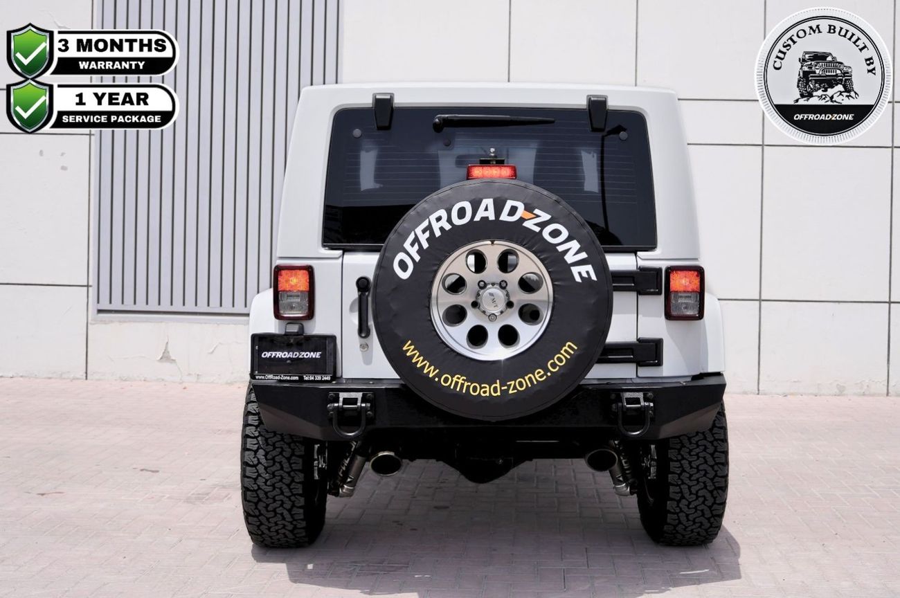 Jeep Wrangler Sahara 3.6L M/T