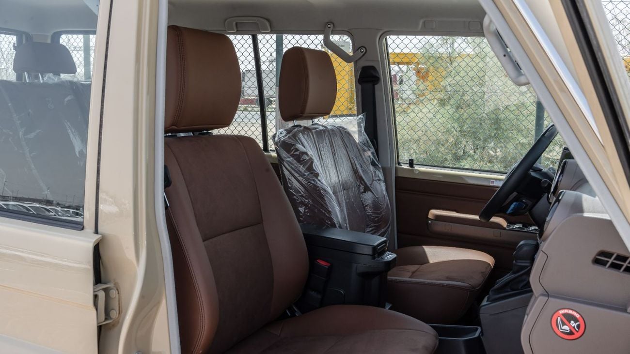 Toyota Land Cruiser 70 2026 Toyota Land Cruiser LC76 2.8L AT Diesel (Beige-Brown)