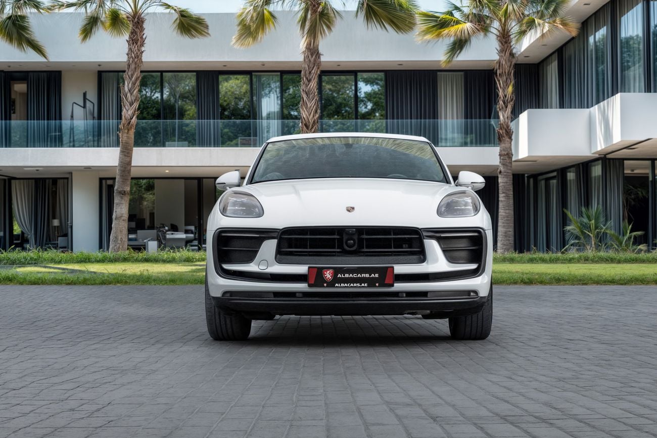 Porsche Macan STD Macan Base | 4,407 P.M | 0% Downpayment | Perfect Condition!