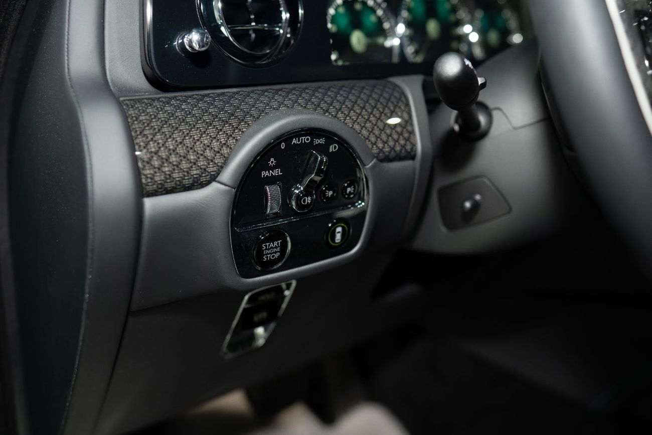 Rolls-Royce Ghost VERY LOW MILEAGE | 2024 ROLLS ROYE GHOST | BLACK BADGE | STARLIGHT | REAR TVS | | CARBON RIMS