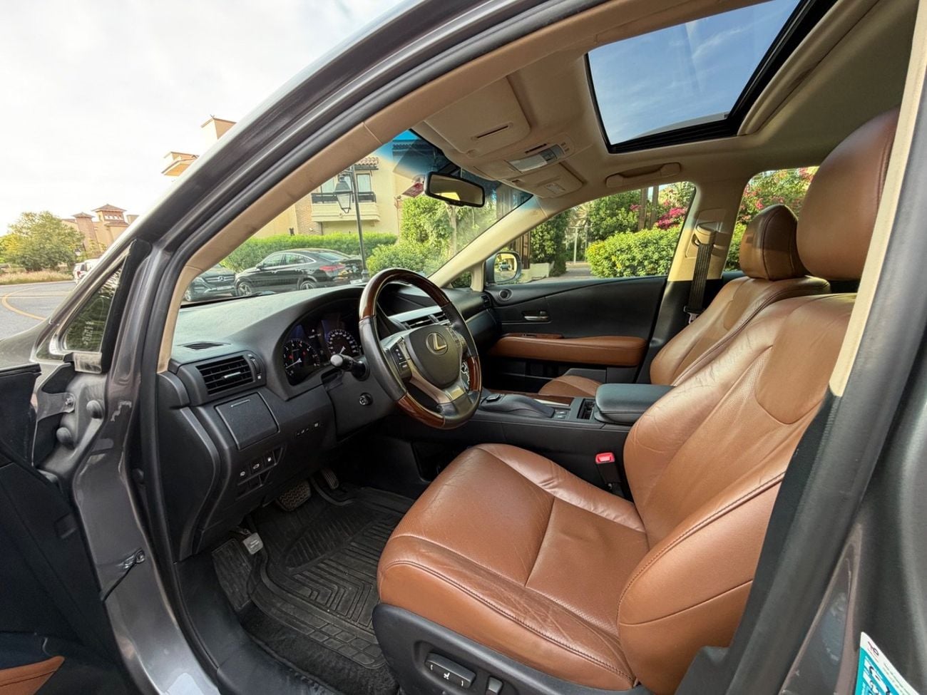 لكزس RX 350 PREMIUM