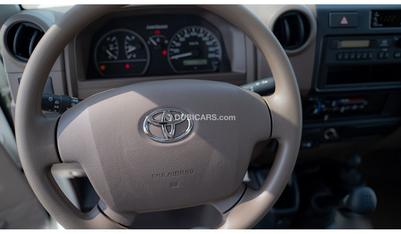 تويوتا لاند كروزر PICKUP 79 - 4.5L V8 DIESEL MT SINGLE CAB  ( 2023 NEW !!!!!1)