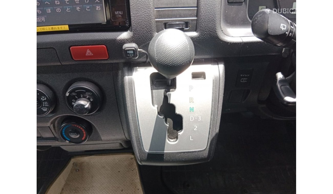Toyota Hiace TOYOTA HIACE AMBULANCE RIGHT HAND DRIVE (PM1633)