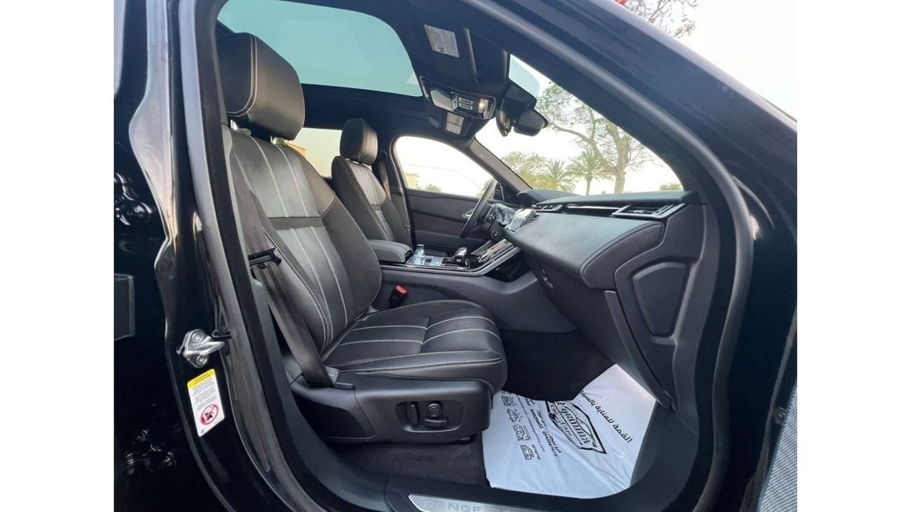 Land Rover Range Rover Velar 2023 Land rover Range rover velar // 2.0L -V4 // Panoramic // with Low Mileage 190 only-