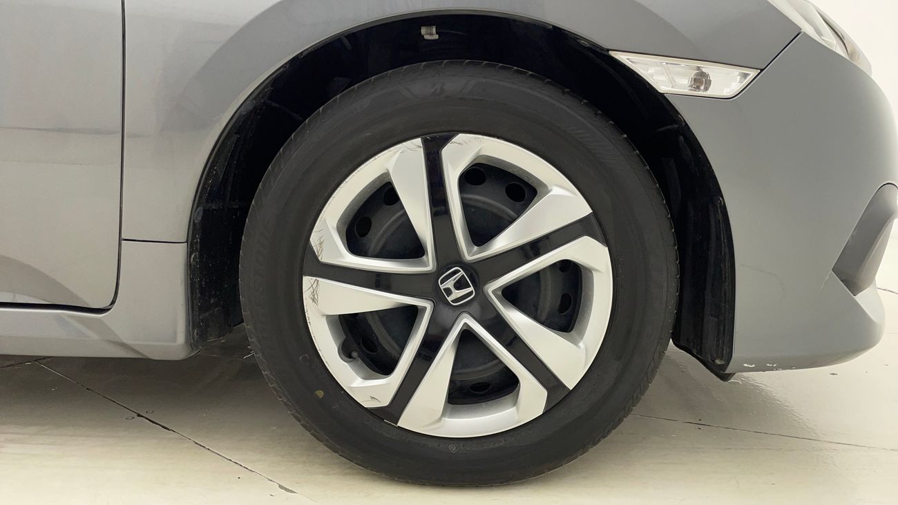 هوندا سيفيك DX 1.6 | بدون دفعة مقدمة | اختبار القيادة في المنزل