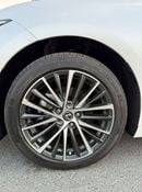 لكزس ES350h 2024 LEXUS ES350H/ HYBRID / 1200 KM ONLY