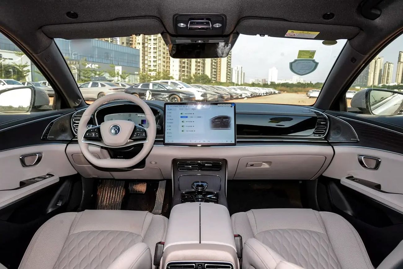 BYD HAN LIDAR 701KM INTELLIGENT DRIVING