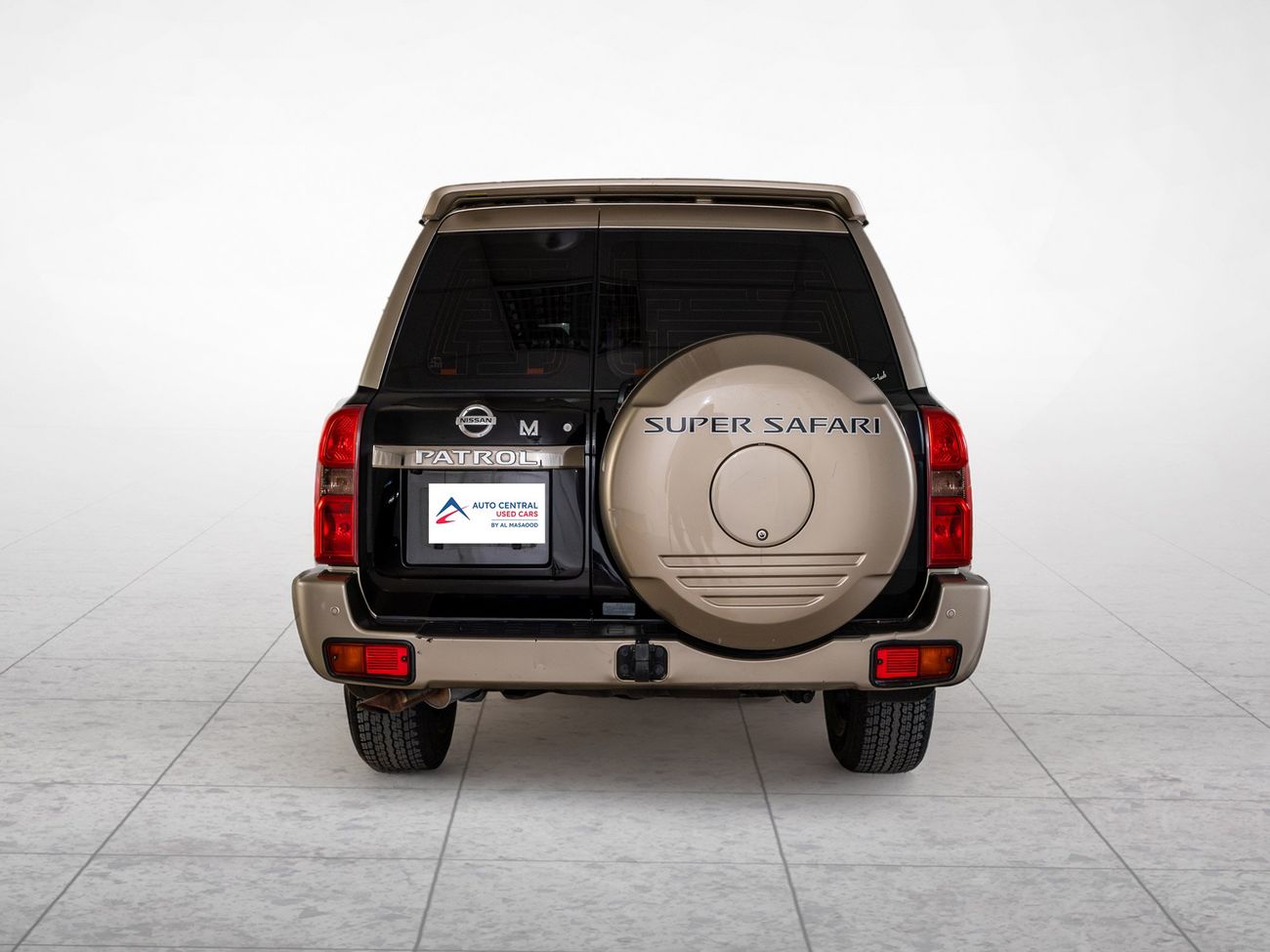 نيسان باترول سوبر سفاري SUPER SAFARI 4.8