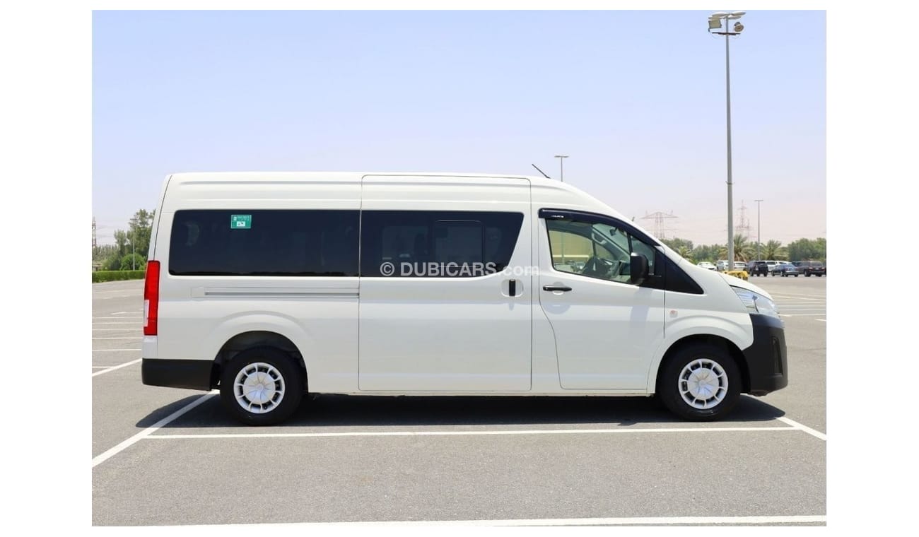 Toyota Hiace SUMMER OFFER | Commuter Toyota Hiace Passenger Van V6 3.5L 2020 | 13 Seater | GCC | Excellent Condit