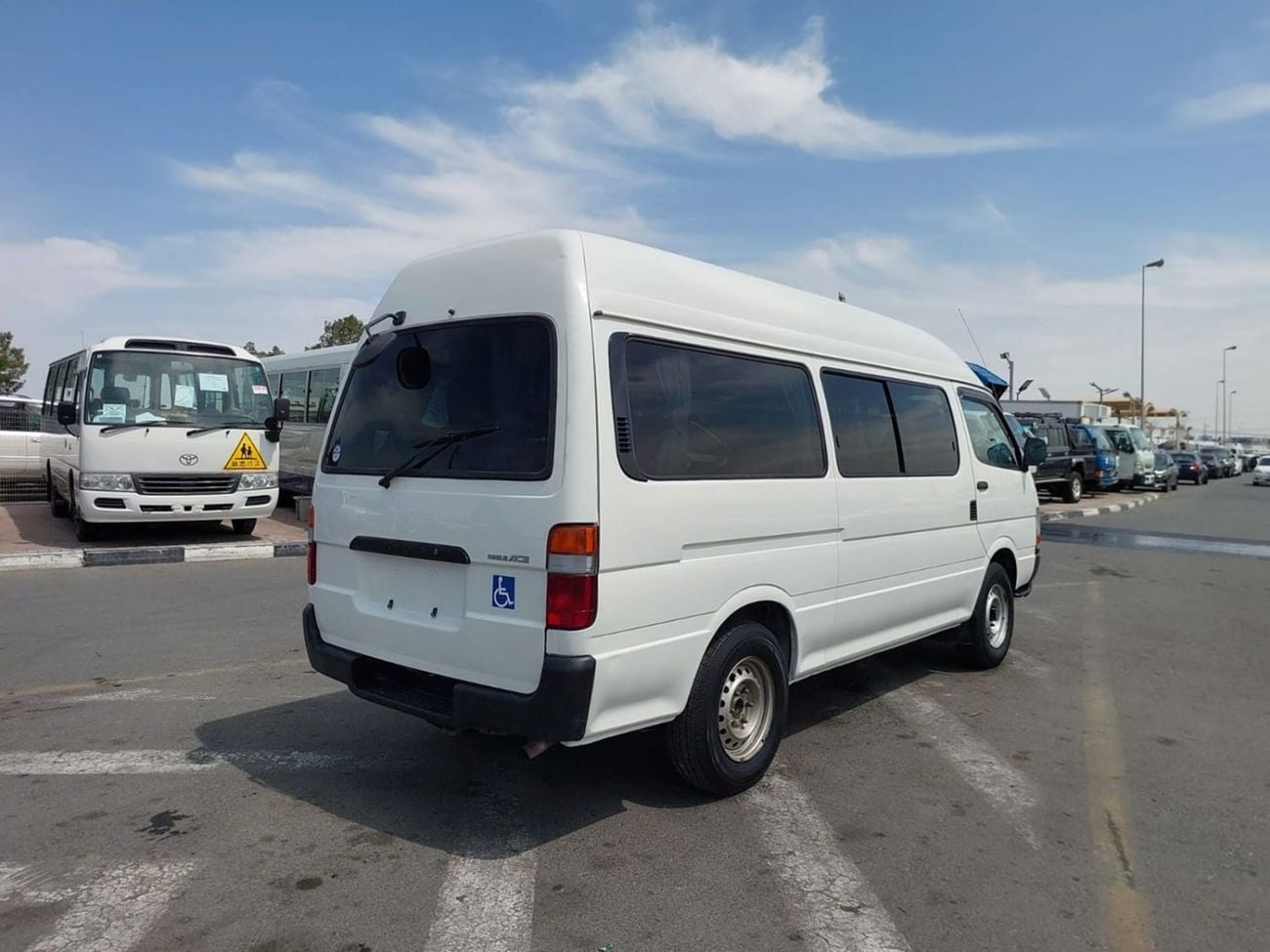 Toyota Hiace (RAMADAN OFFER) TOYOTA HIACE VAN RHD 2003 MODEL 2.4 L PETROL AUTOMATIC(PM02943)