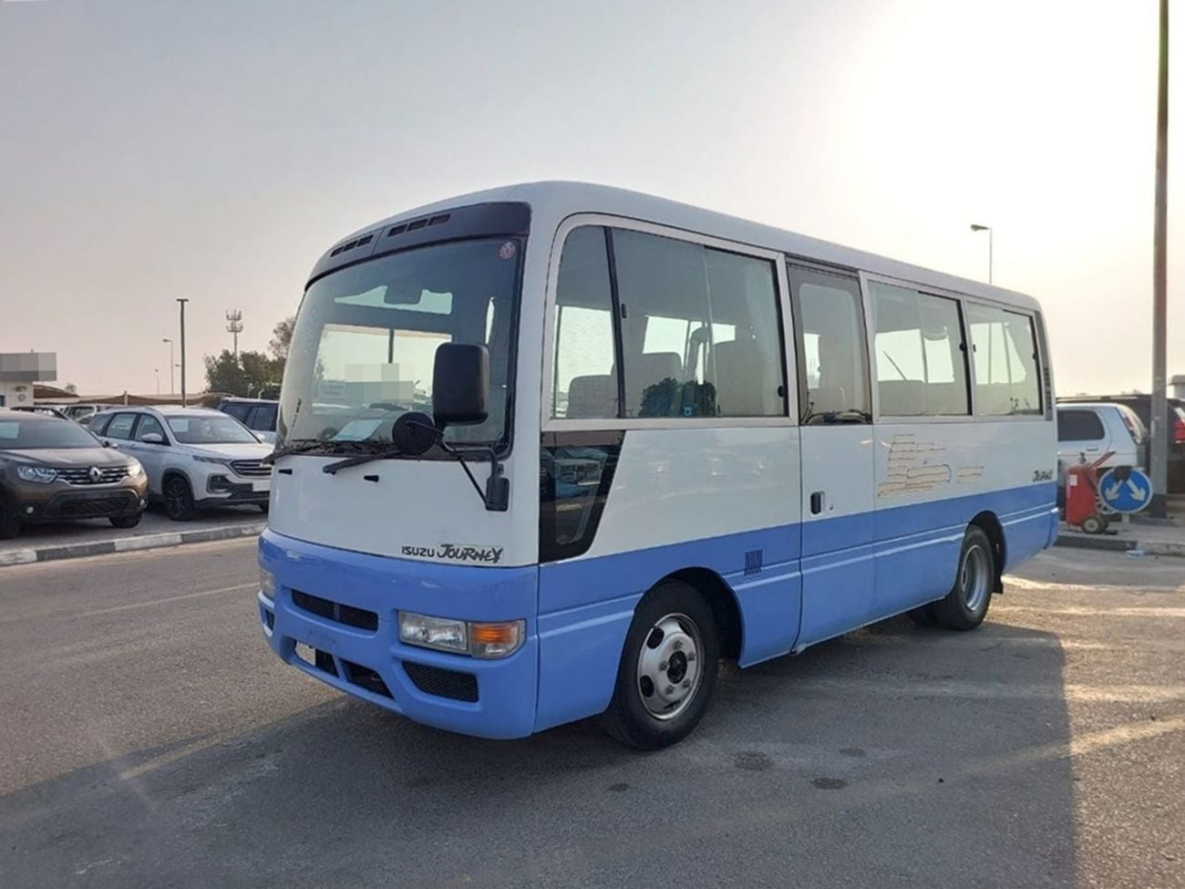 Isuzu Journey ISUZU JOURNEY BUS RHD 2000 MODEL 4.1 L DIESEL MANUAL(PM00136)