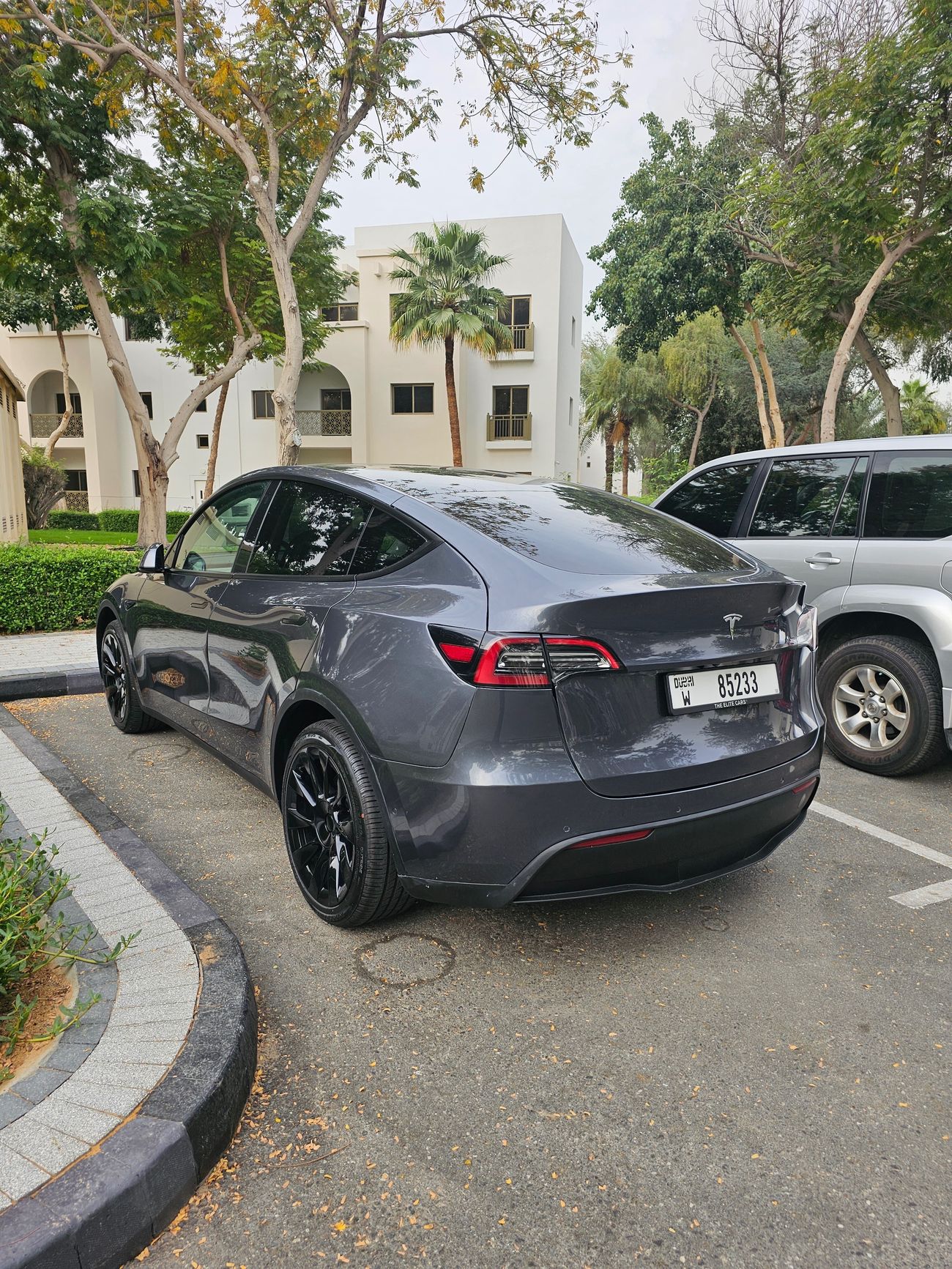 تسلا موديل Y Long Range (AWD)