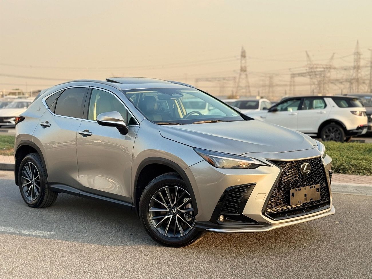 لكزس NX350 Premier 2.4L