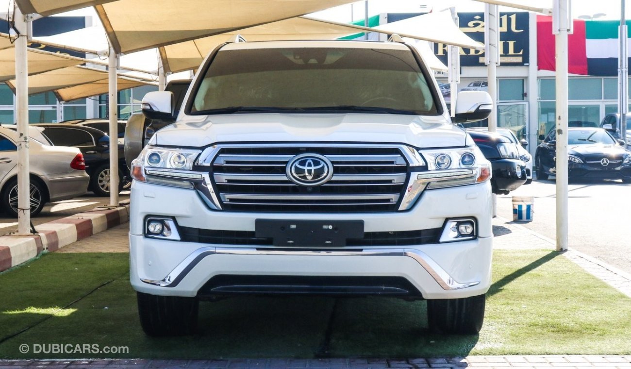 Toyota Land Cruiser VXR