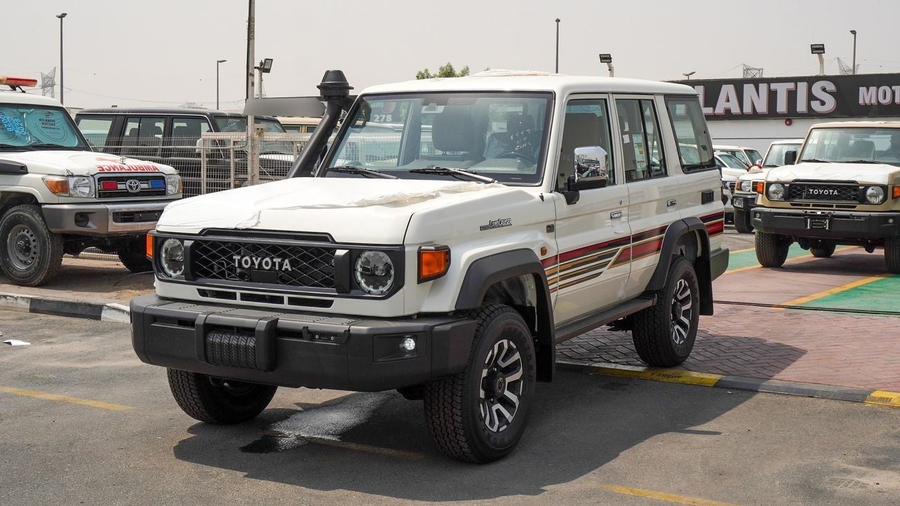 Toyota Land Cruiser 70 LC76 LX LX 2.8L Diesel A/T