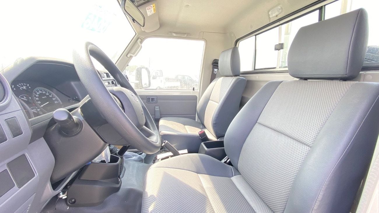 Toyota Land Cruiser Pick Up 4.0 Petrol Brand new