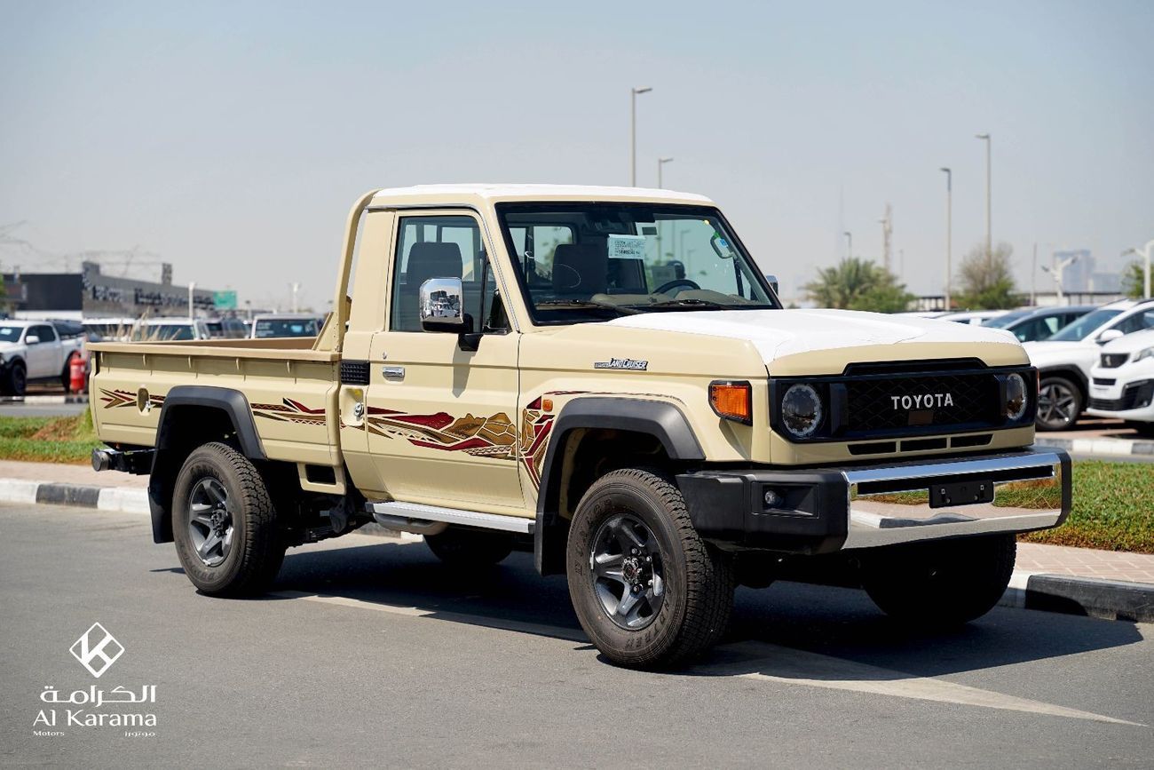 Toyota Land Cruiser Pick Up Toyota Land Cruiser Pick Up | 2.8L | LX Diesel | Rear camera | Diff Lock | Cruise Control | GCC | 20